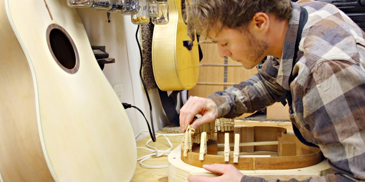 Ausbildung-als-Zupfinstrumentenmacher