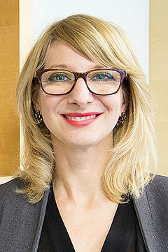 Julia-Behne