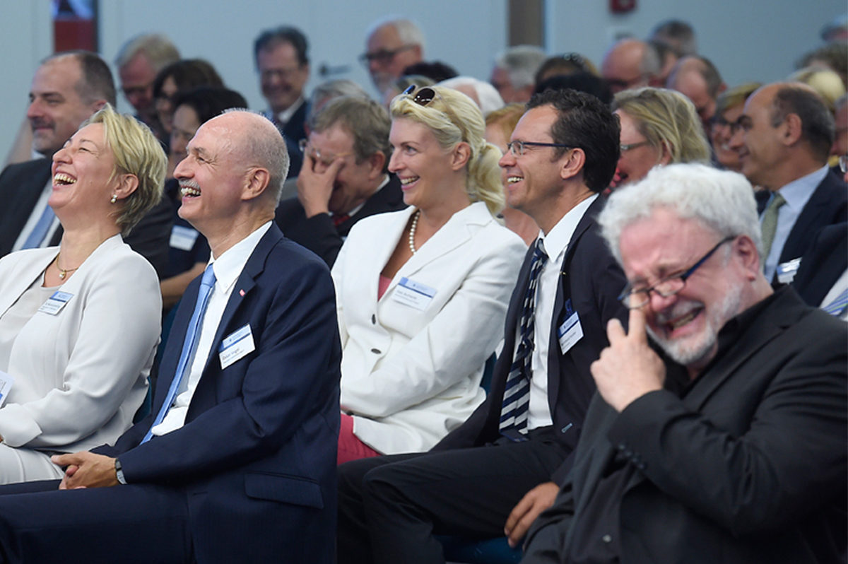 Loriot-Imitator Wilhelm W. Reinke sorgte für schallendes Gelächter im Forum. Loriot-Imitator Wilhelm W. Reinke sorgte für schallendes Gelächter im Forum.