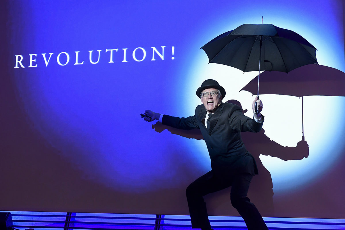 Als Showact gab es Science Comedy vom Allerfeinsten mit den Masterminds Kling und Hudson, alias Dr. Emma Piel und John Steed. Als Showact gab es Science Comedy vom Allerfeinsten mit den Masterminds Kling und Hudson, alias Dr. Emma Piel und John Steed.