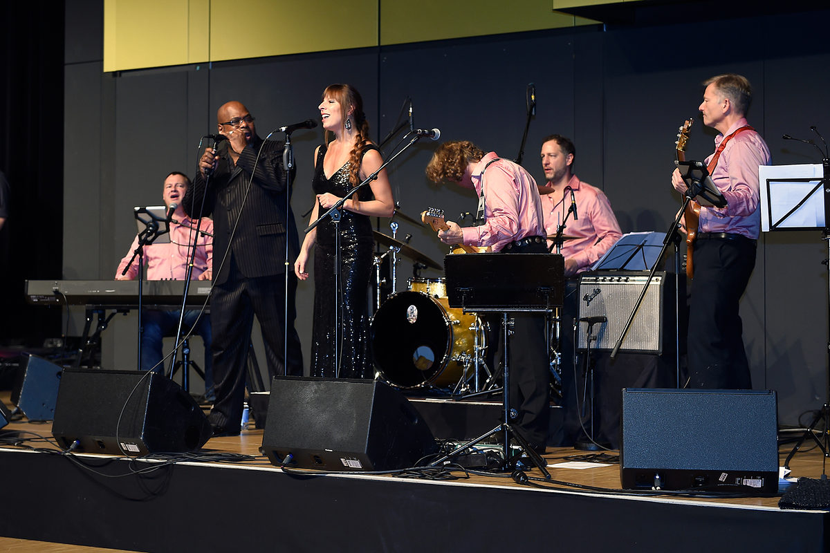Die Band Palais des Fous sorgte für die musikalische Begleitung des Abends Die Band Palais des Fous sorgte für die musikalische Begleitung des Abends