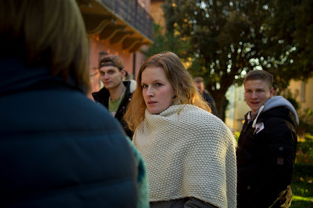 Nicht nur in Deutschland ist es derzeit frisch - wie Raumausstatterin Alexandra beweist.