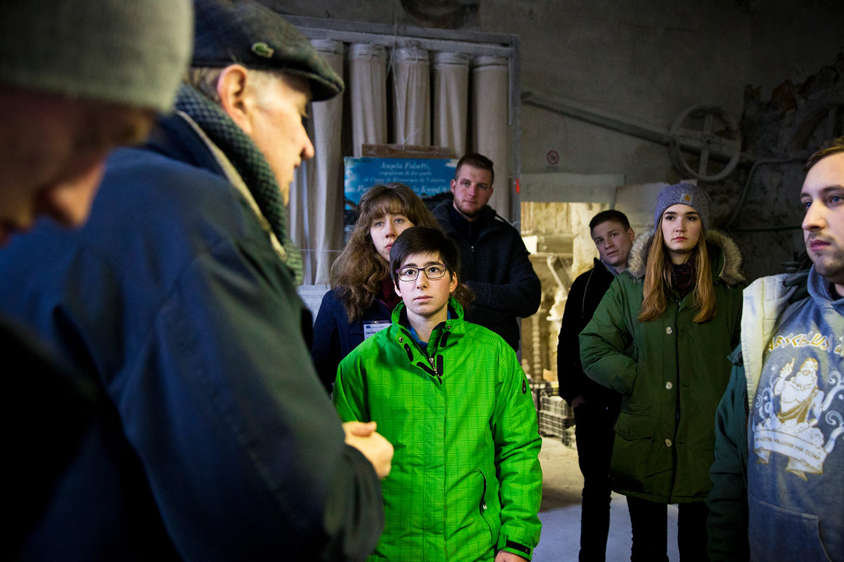 Besuch der Alabaster-Werkstatt Rossi Alabastri. Besuch der Alabaster-Werkstatt Rossi Alabastri.