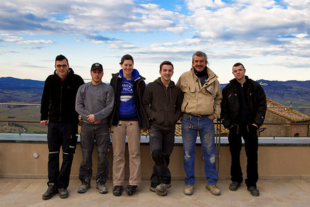 Heiko, Tobias, Rebecca, Steffen, Chef Carlo und Rafael bilden das 