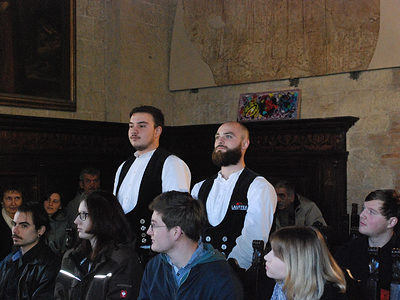 Yannick und Marco bei der Eröffnung im Rathaus.