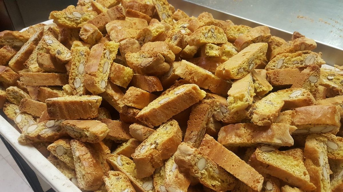 Und die Cantuccini gehören natürlich - nicht nur am Vatertag - auch zum Genuss! Und die Cantuccini gehören natürlich - nicht nur am Vatertag - auch zum Genuss!