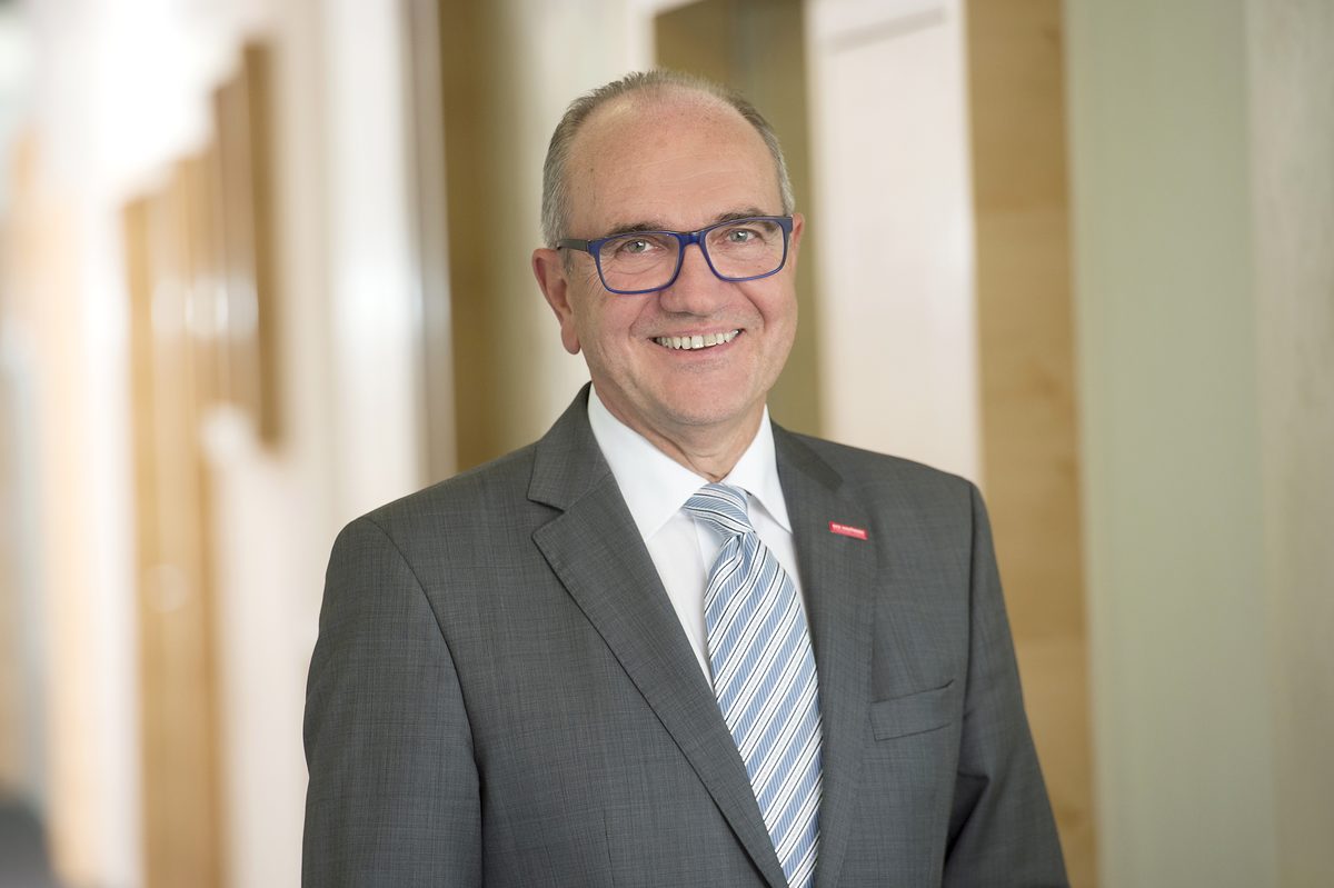 Bernd-Michael Hümer, Stellvertretender Hauptgeschäftsführer. Bernd-Michael Hümer, Stellvertretender Hauptgeschäftsführer.