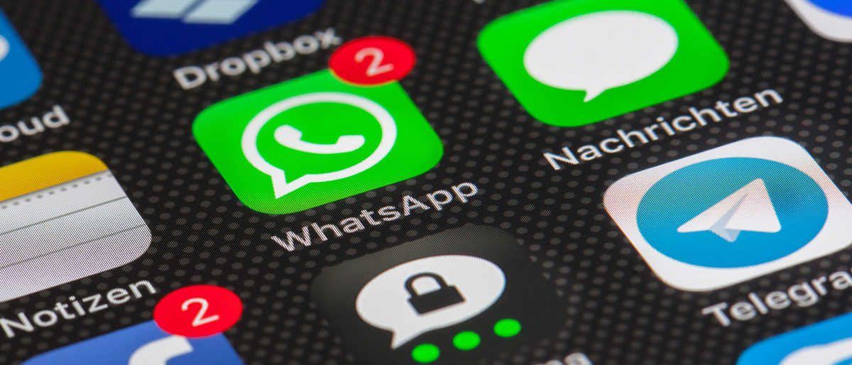 WhatsApp WhatsApp