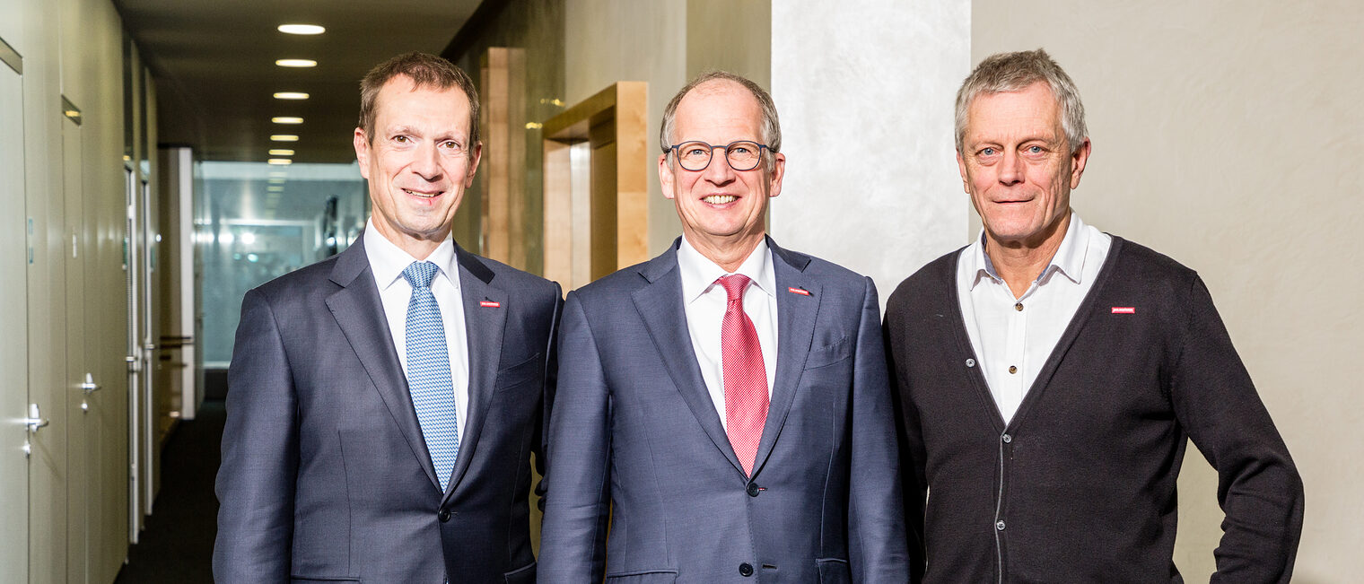 V.l.n.r.: Alexander Kotz (Vizepräsident Arbeitgeberseite), Rainer Reichhold (Präsident) und Peter Kudielka (Vizepräsident Arbeitnehmerseite).