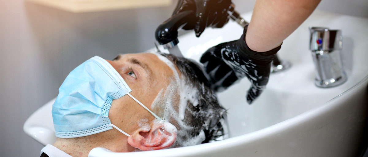 News-Corona-Friseur-Maske