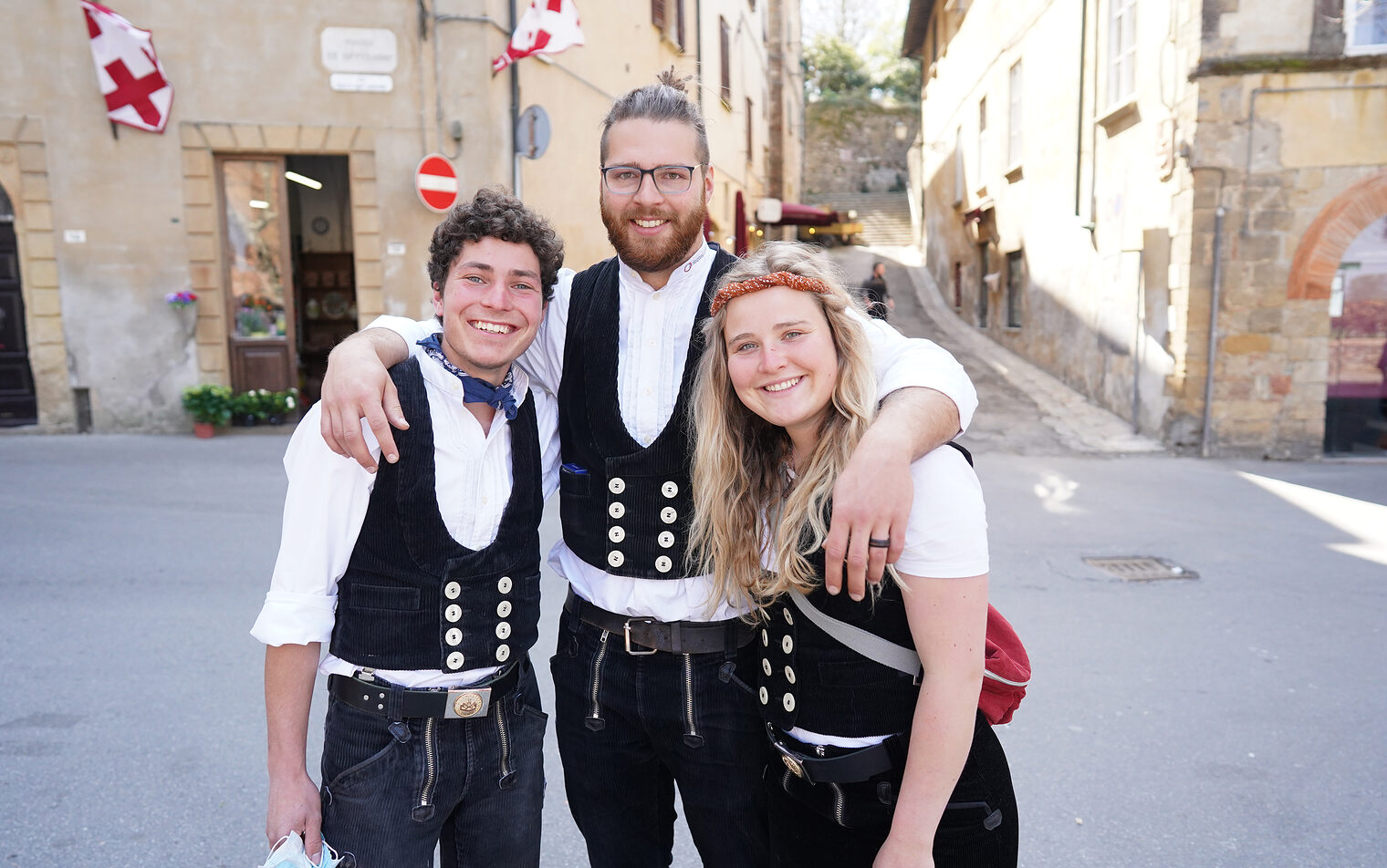 Volterra-2022-Besuch-HWK-Zimmermänner