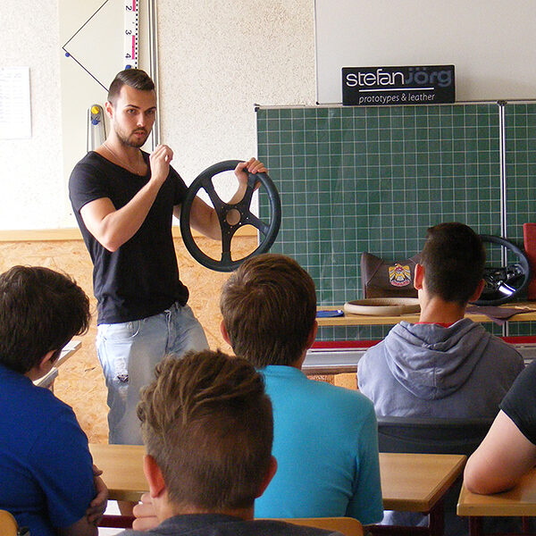 News-Berufsorientierung-Bildungswende-Klassenzimmer-Schule-Ausbildungsbotschafter