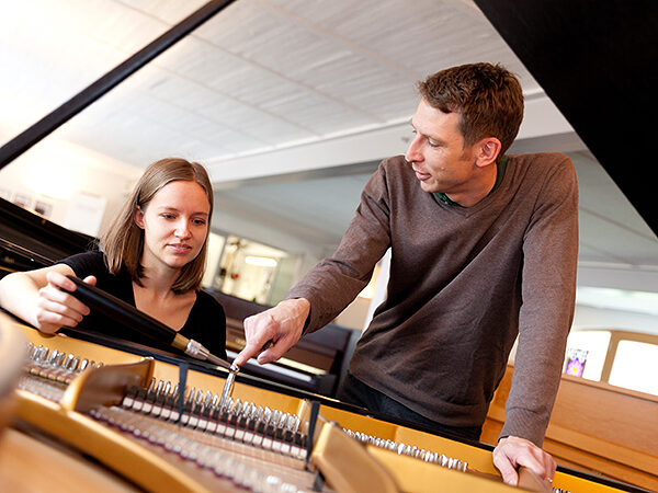 News-BORS-BOGY-Klavier-Instrumentenbau-Praktikum-Ausbildung