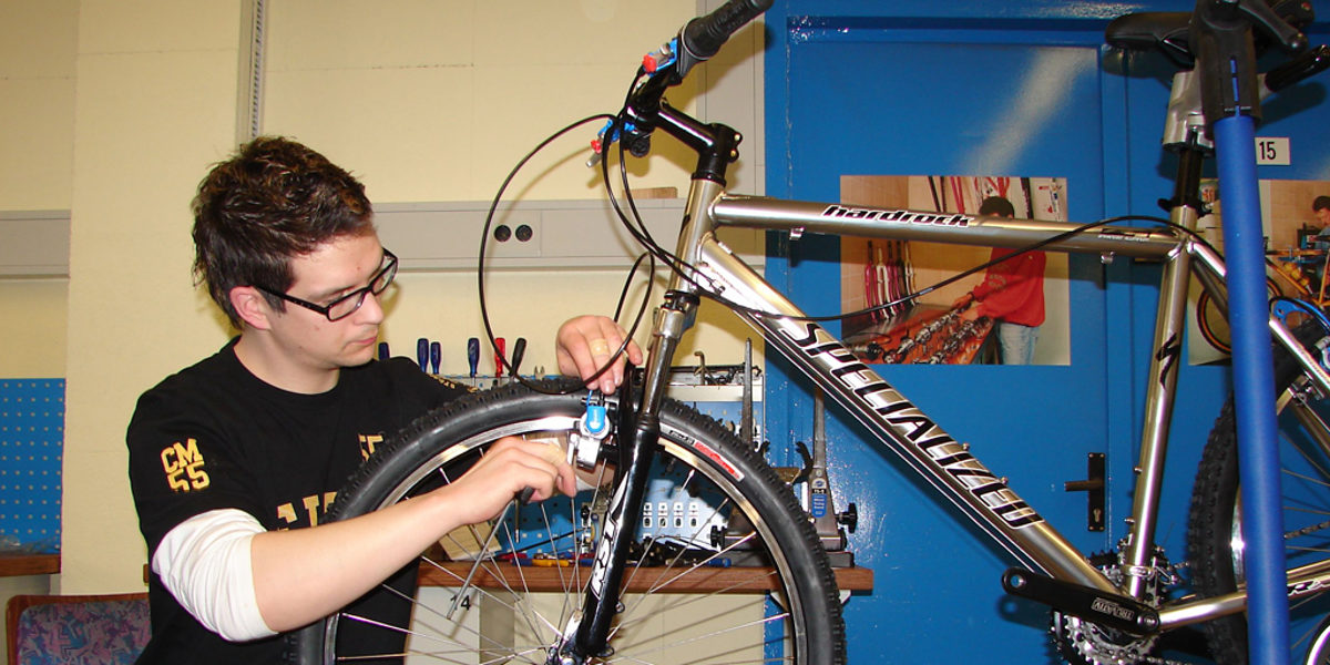 Ausbildung-als-Zweiradmechaniker