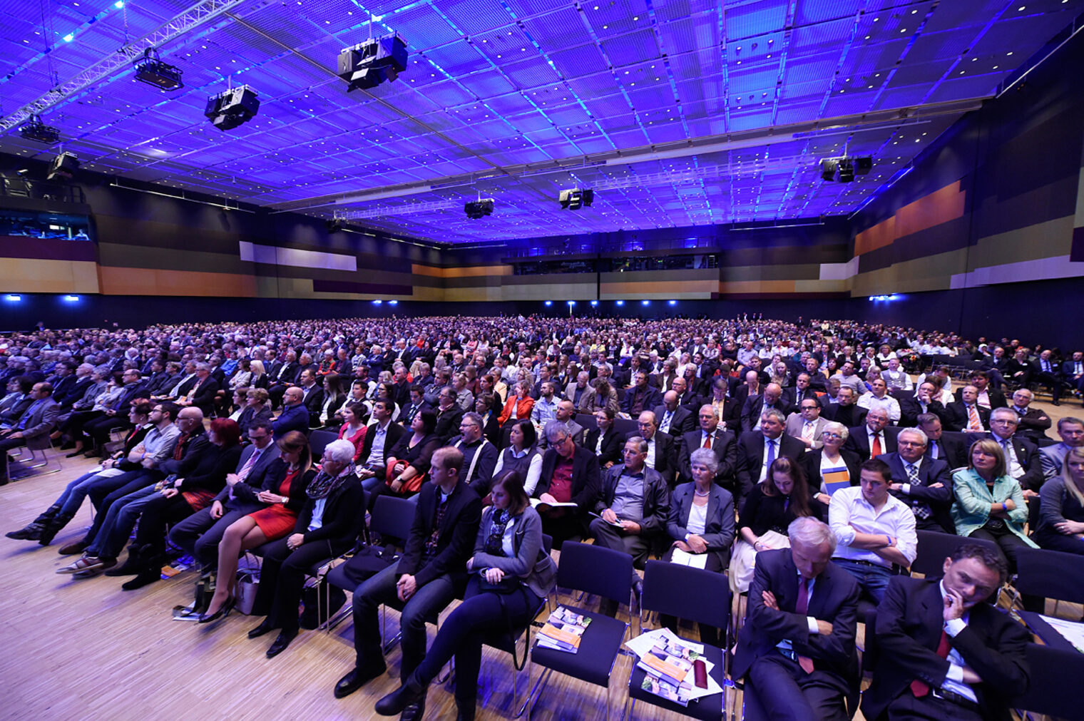 2.600 Gäste waren bei der Meisterfeier 2015 im Saal. 2.600 Gäste waren bei der Meisterfeier im Saal.