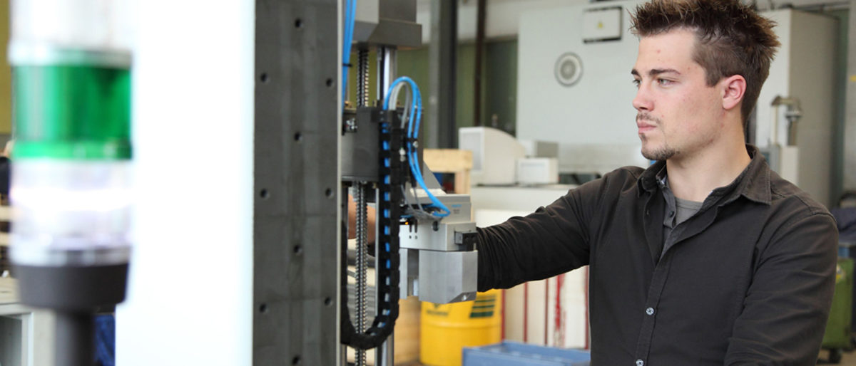 Ausbildung-als-fachwerker-feinwerk