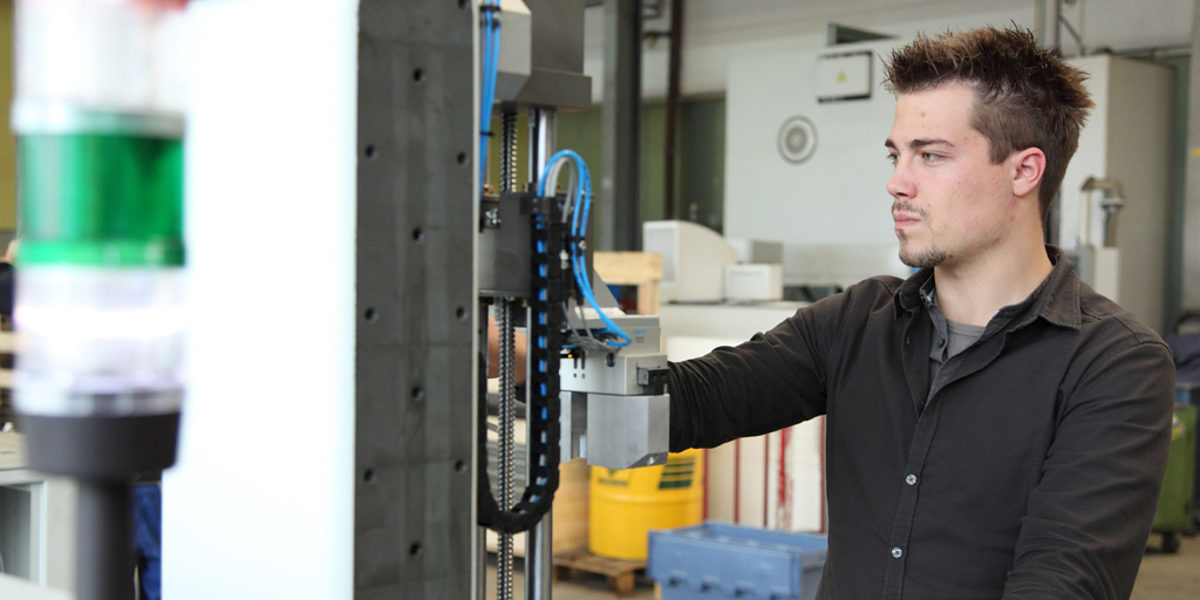 Ausbildung-als-fachwerker-feinwerk