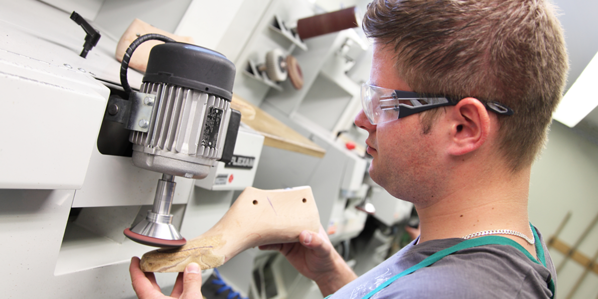 Ausbildung-als-Schuhmacher